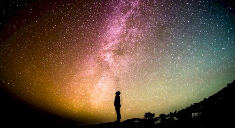 Vita az univerzum koráról – megegyeztek a csillagászok