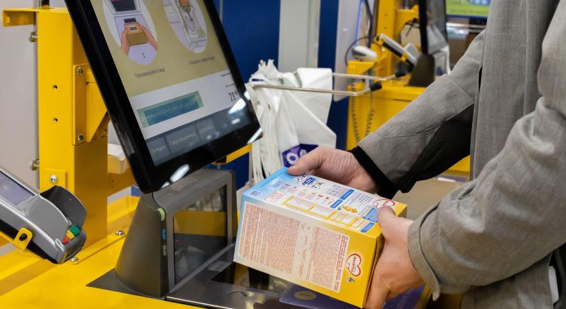 Az önkiszolgáló kasszák után újabb borzadvány érkezik, teljesen megalázzák a vásárlókat