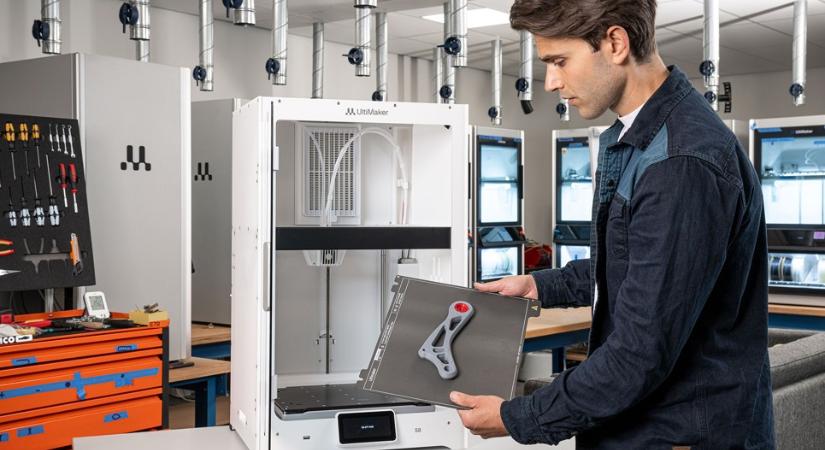 Bemutatkozott a világ leggyorsabb kétfejes 3D nyomtatója