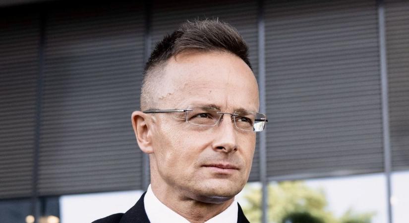 Szijjártó Péter: Mi három éve mondjuk, hogy tűzszünet kell!