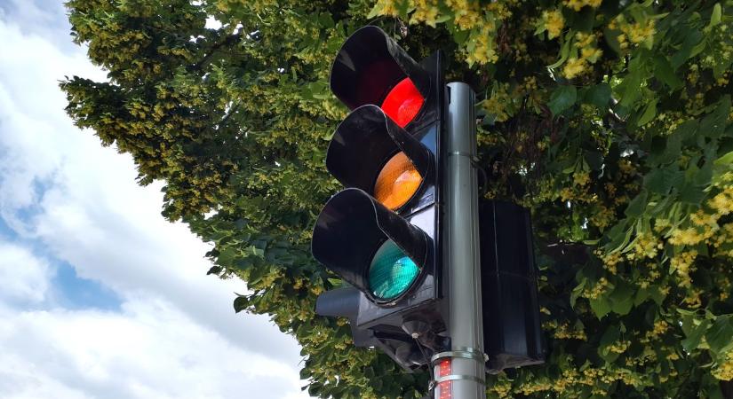 Nem működnek a közlekedési lámpák a Budai út több pontján