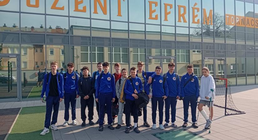 Kosársuli: versenyben a bajnoki ezüstért az U21, szépen helytállt az U14