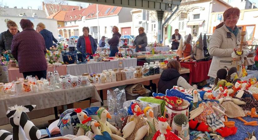 Tavaszba burkolózott a Bohém Piac, izgalmas termékek csábították a vásárlókat