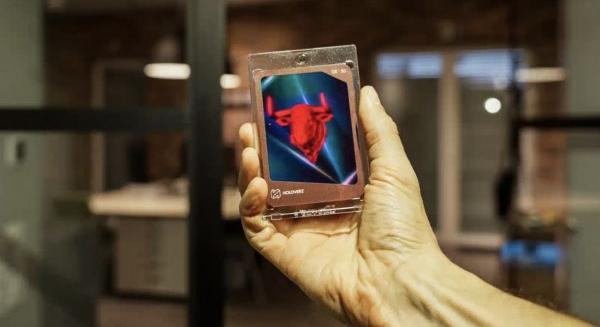 A 3D-hologram technológia úttörője, a HOLOX