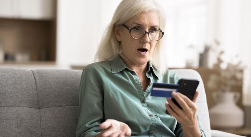Online csalás - Így szedtek volna rá közösségi oldalon, pedig csak egy kabátot akartam eladni!