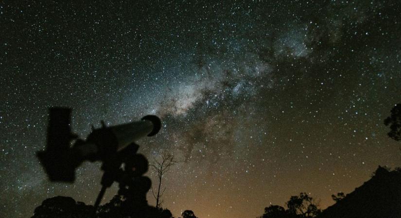 A zokogó hozzátartozókkal közölte először a NASA: nincs mit tenni, nagy a baj