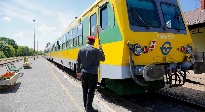 Hegyi Zsolt: a GySEV utasainak is kell a 10 pont