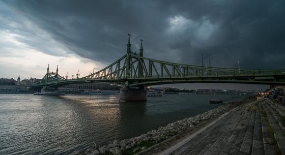 Rengeteg esőt kapunk a nyakunkba a hétvégén