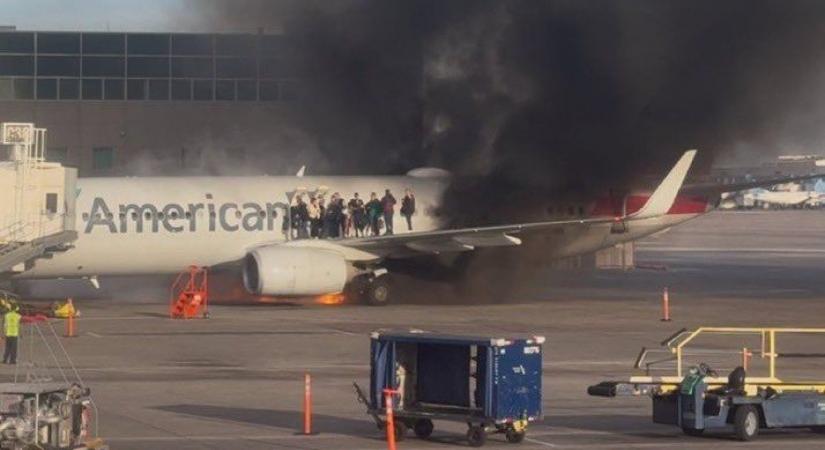 Kigyulladt az American Airlines egy gépe a denveri repülőtéren