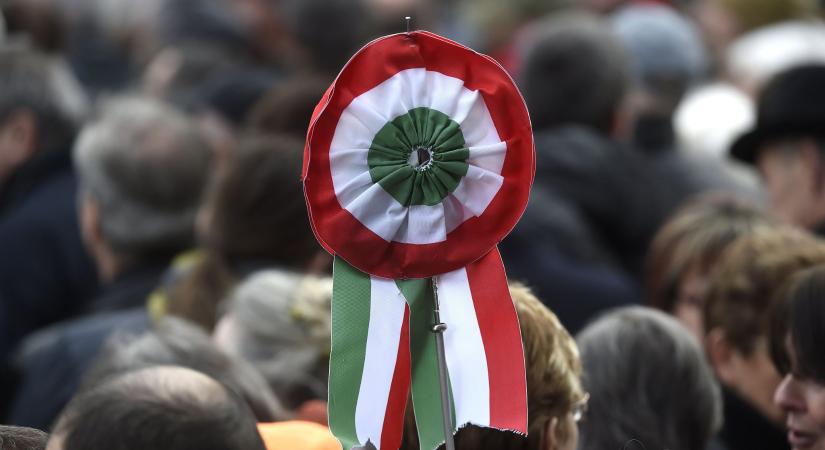 Együtt emlékeznek 48-ra a Kárpát-medencei magyar diákok és tanáraik