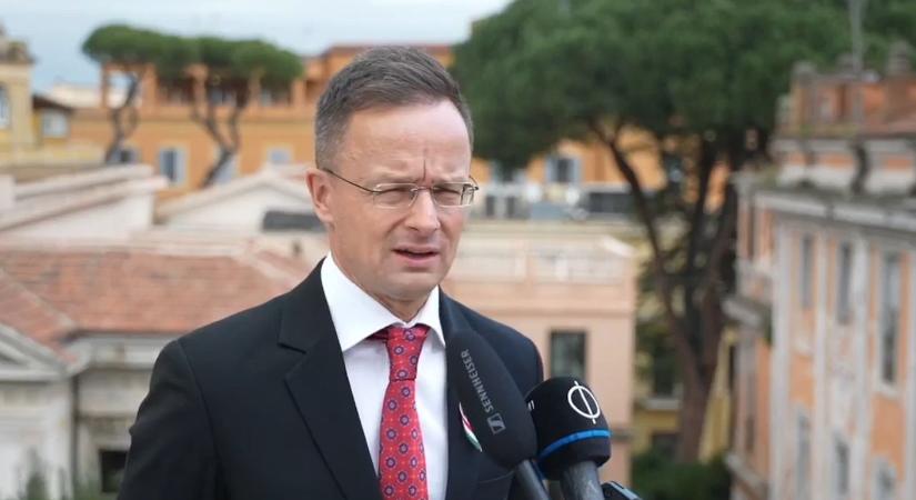 Szijjártó Péter felszólította a háborúpárti európai politikusokat, hogy ne aknázzák alá a béketárgyalások útját