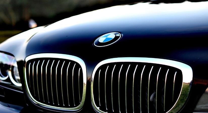 Mélyrepülés: óriási bajban a BMW, és most jön még a neheze