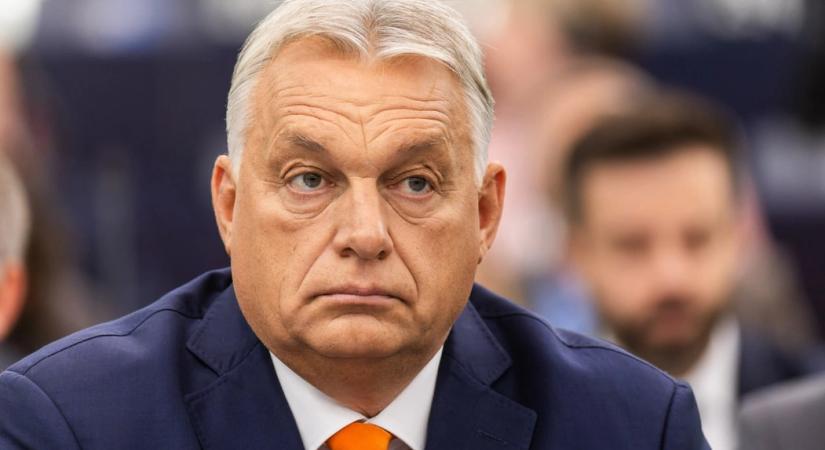 Mi lehet ez? Orbán Viktor titkos sereget toboroz az interneten