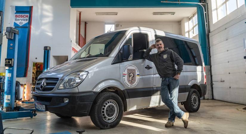 Rendőrként kezdte, most Ukrajnában segít! - MűhelyPRN: Mercedes-Benz Sprinter 2,2 CDI – 2012.