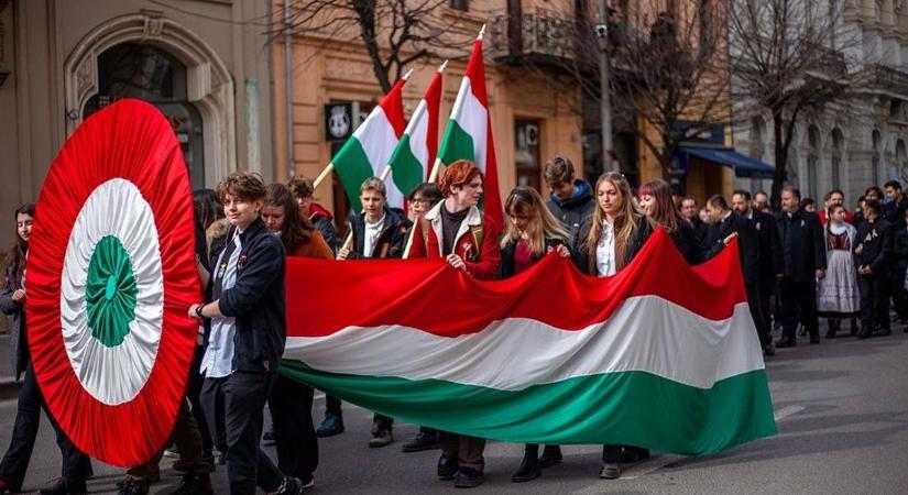 Nem véletlenül tették ki magukat a fiatalok a rendőri üldözésnek