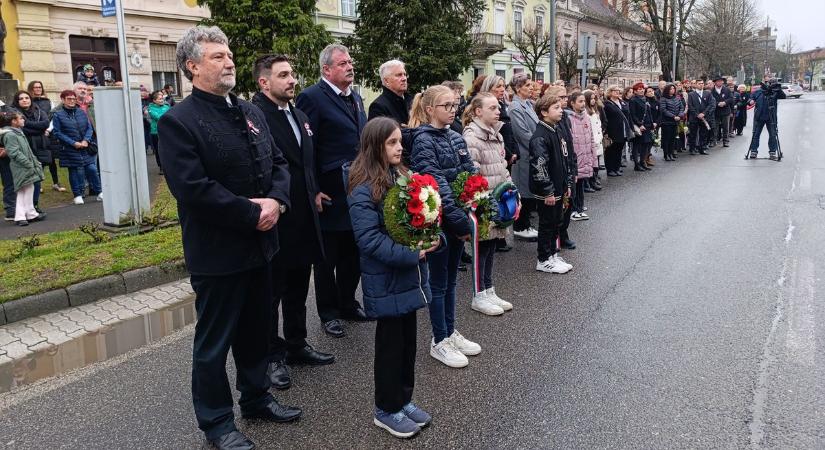 V. Németh Zsolt Szentgotthárdon: A szabadságharc örökösei vagyunk