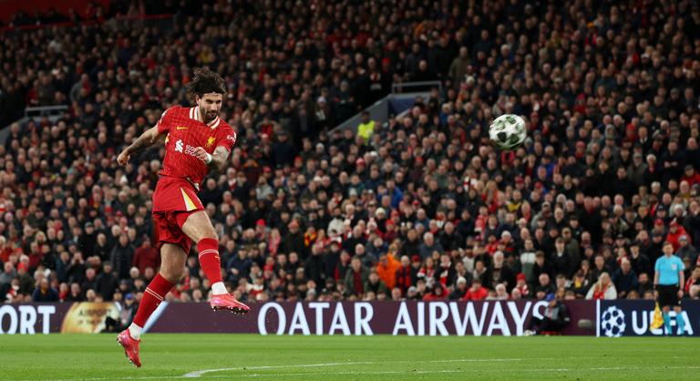 angol labdarúgó ligakupa-döntő wembley liverpool fc newcastle united szoboszlai dominik