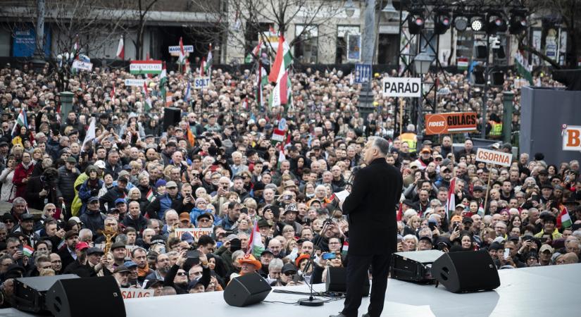 Provokációt, mozgósító erőt és ezer éves stratégiát is látnak Orbán Viktor beszédében