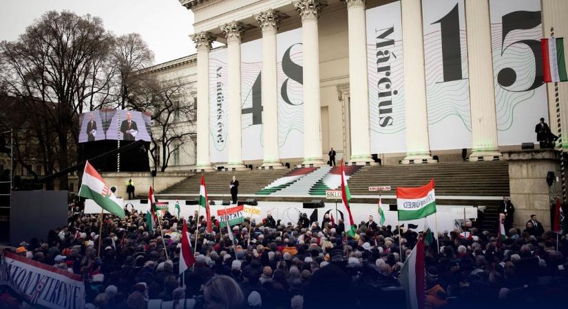 Orbán Viktor: Irány a véleménynyilvánító szavazás!  Videó