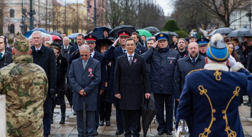 A debreceni orosz főkonzult is meghívták az oroszok által levert szabadságharc ünnepére, Mándi László lépett