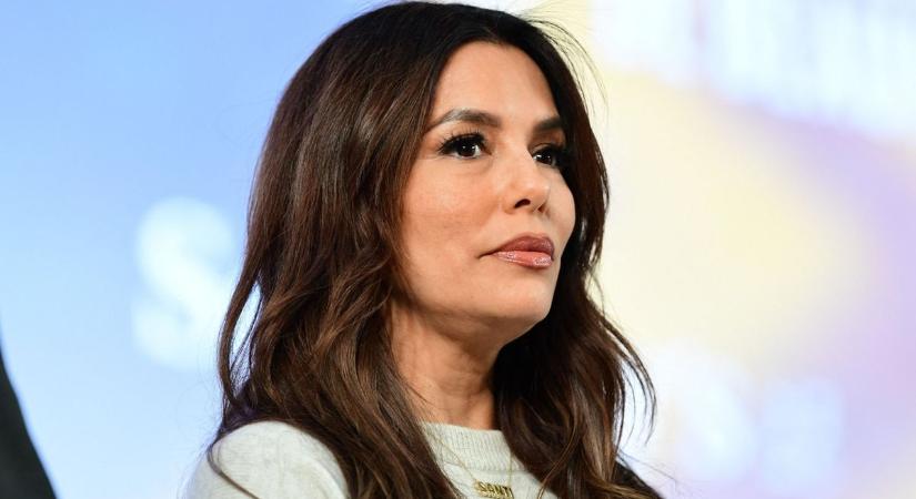 Eva Longoria 50 évesen is bikinis bombázó: Jóképű szupersztárnak köszönhetően lett milliomos