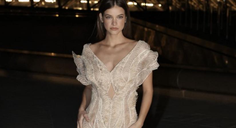 Dekoltált bodytól a mesébe illő estélyiig - ezek voltak Palvin Barbara legjobb szettjei a Paris Fashion Weeken