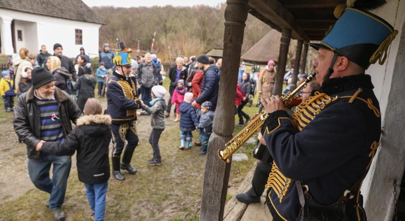 Országszerte a legnagyobb rendben zajlottak a rendezvények