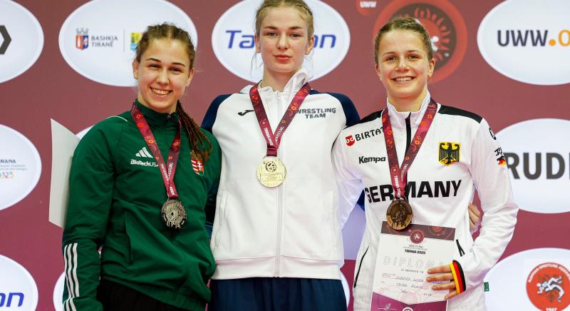 Aki „a bikózószőnyegen tanult meg járni” – Ezüstérmet szerzett Elekes Enikő az U23-as Európa-bajnokságon