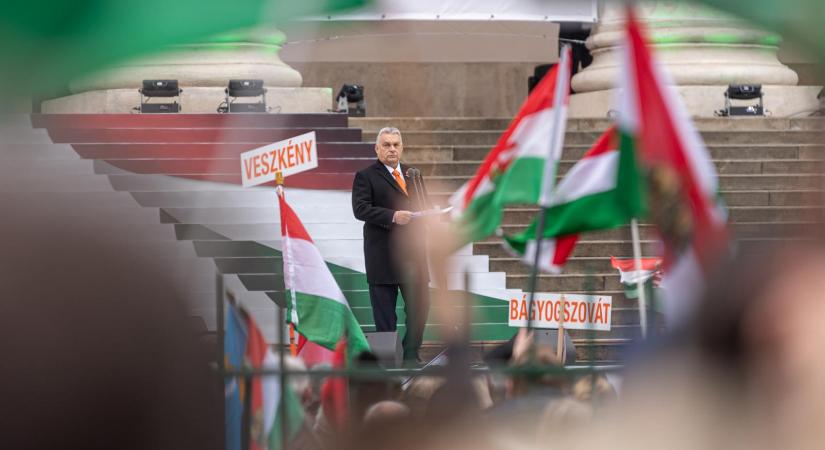 „Ez senkinek, így a kormányfőnek sem megengedett” – Visszautasítják a bírók Orbán Viktor poloskázós beszédét