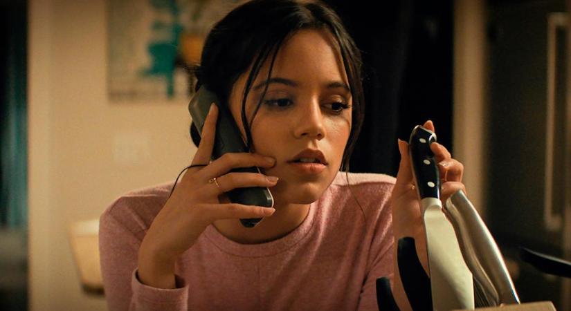 Jenna Ortega benne volt a Vasember 3-ban, de nem csoda, ha nem vetted észre, mert a színésznő szerint csúnyán elbántak a szerepével