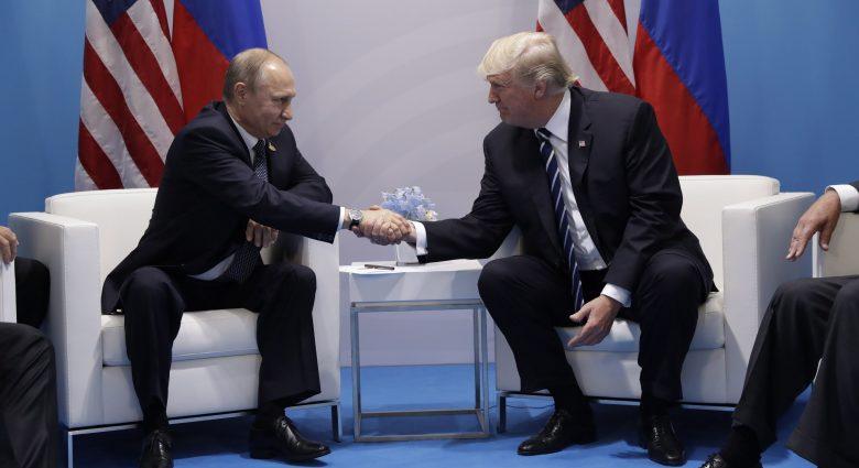 Trump Putyinnal tárgyal kedden az ukrajnai háború lezárásáról