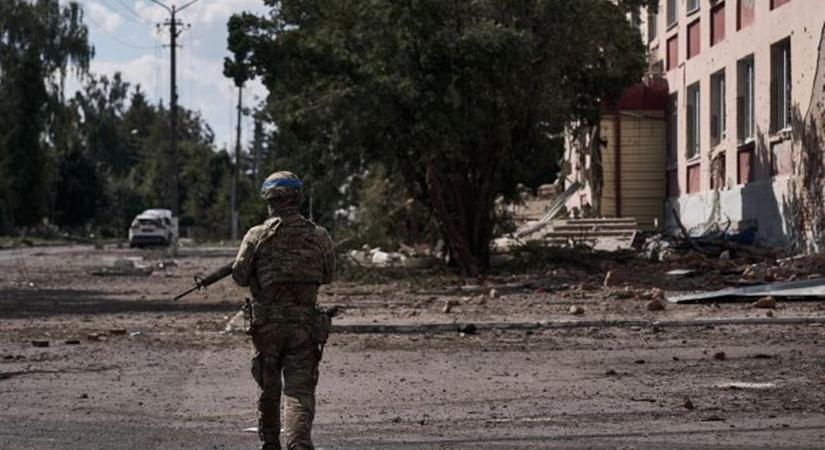 Az ukrán csapatok teljesen kivonultak a Kurszki területről, kis kivétellel