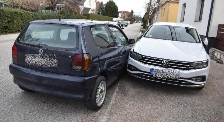 Fiatal nő Győrben: Jogsija nem volt, be volt drogozva és a műszaki is lejárt a kocsiján