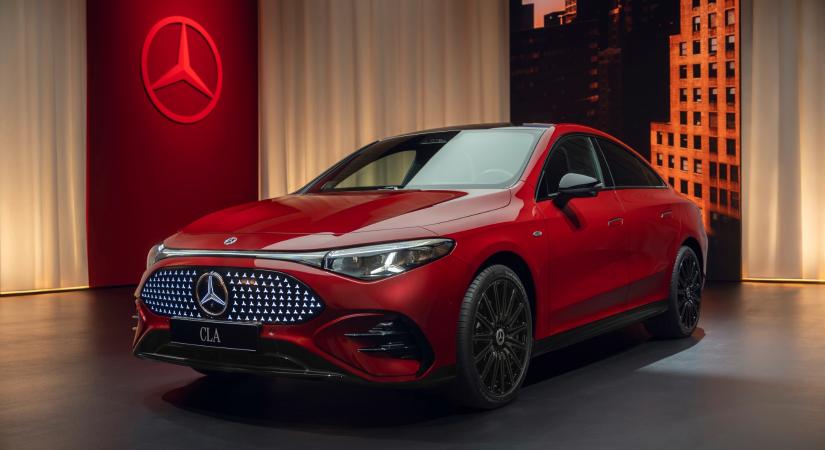 Tömve van technológiával az elektromos Mercedes-Benz CLA