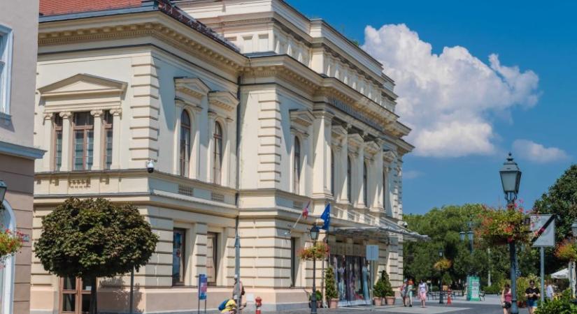 Hét pályázat érkezett a Vörösmarty Színház igazgatói posztjára