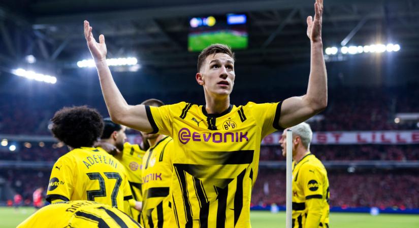 Bundesliga: szerződéshosszabbítási tárgyalásokat folytat védőjével a Borussia Dortmund! – sajtóhír