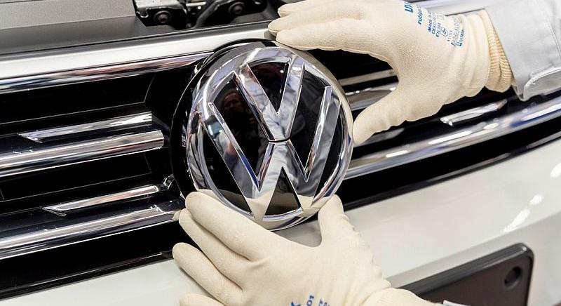 A VW tizenegy új modellel válaszol a kínai gyártók térnyerésére