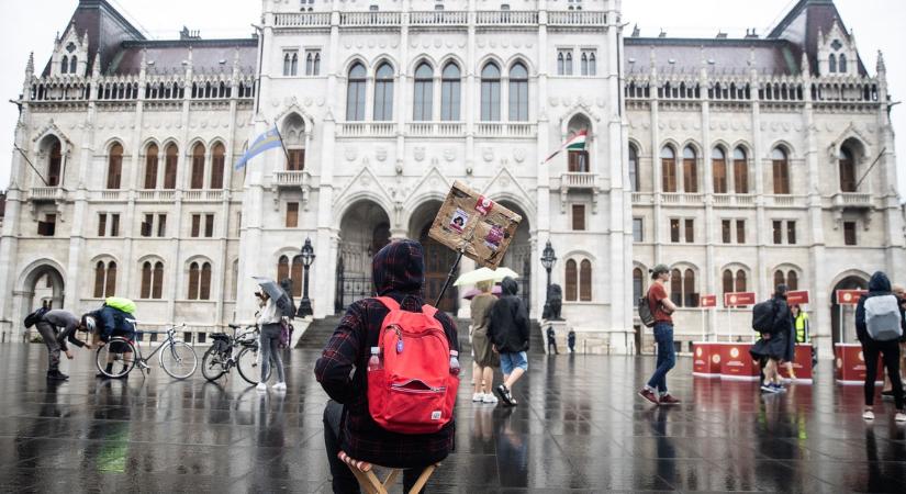 Újabb kormányellenes tüntetés lesz ma délután Budapesten: elhívták Magyar Pétert is, vajon ott lesz?