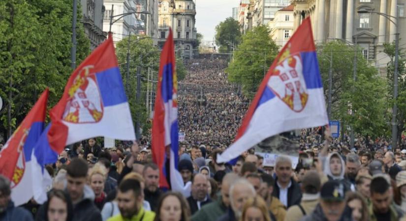 Orbán Viktor szerb menekülőútja veszélyben