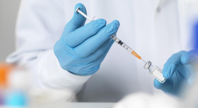 Az egészségbiztosítás nélküliek is ingyen kaphatnak védőoltást