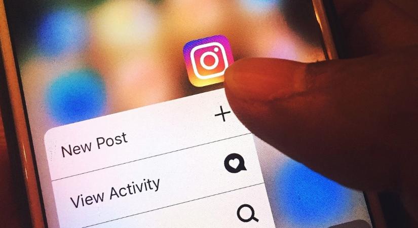 A kommenteléssel se kell majd bajlódnunk? Vadiúj, AI-alapú funkciót tesztel az Instagram