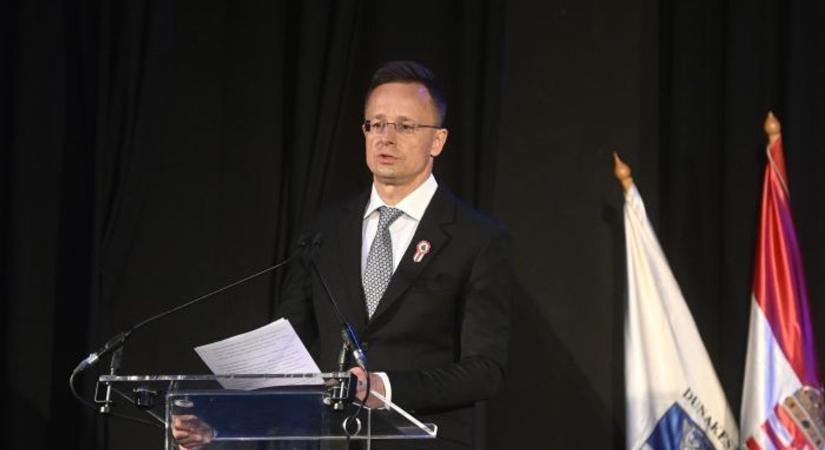 Hungary FM: Pro-Peace Camp Gaining Momentum