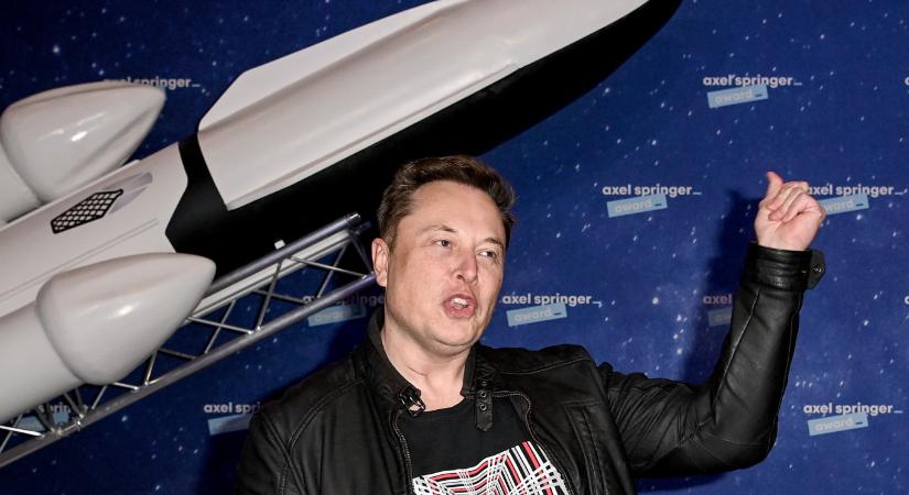 Putyinék tárgyalnának Elon Muskkal egy Mars-expedícióról