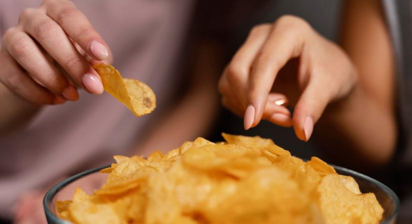 Ha ilyen chips-et vettünk, ne együk meg! - Allergén-veszély miatt hívják vissza a terméket