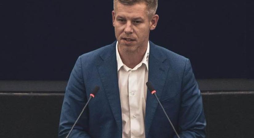 Magyar Péter ledobta a bombát: Facebookon mutatta meg az új párját – dúl a szerelem