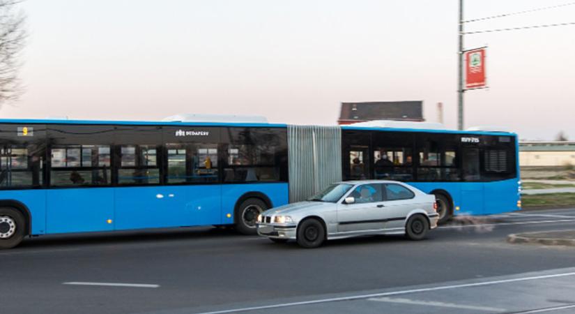 A bulikirálynak üzen a pesti buszsofőr