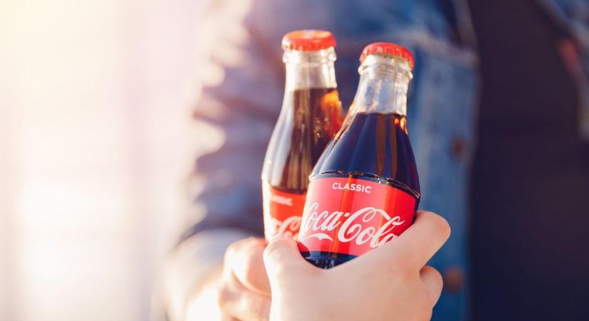 Összekeverte a kupakokat a Coca-Cola