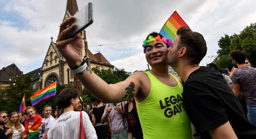 Reménykedik a genderszakértő: ezért kivitelezhetetlen a Pride-részvevők megbüntetése