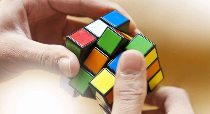 Hollywoodi film készül Rubik Ernőről és a Rubik-kockáról