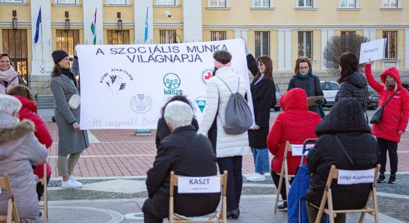 Munkájukra hívták fel a figyelmet a szociális ágazat dolgozói